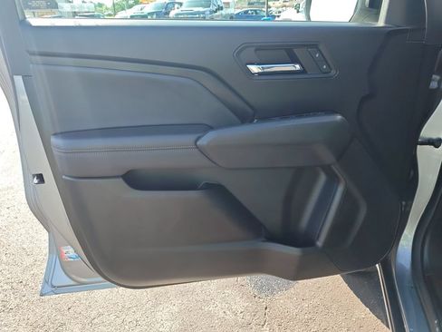 Used 2024 GMC Canyon Elevation RWD image 12