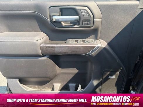 Used 2022 Chevrolet Silverado 2500 LTZ w/ LTZ Convenience Package AWD/4WD image 9