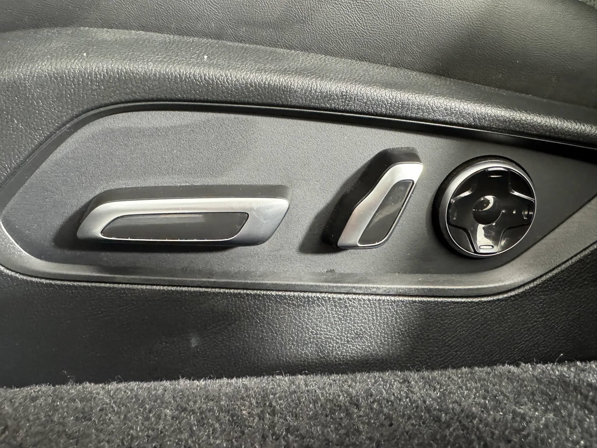 Used 2024 Acura TLX w/ Technology Package FWD image 36