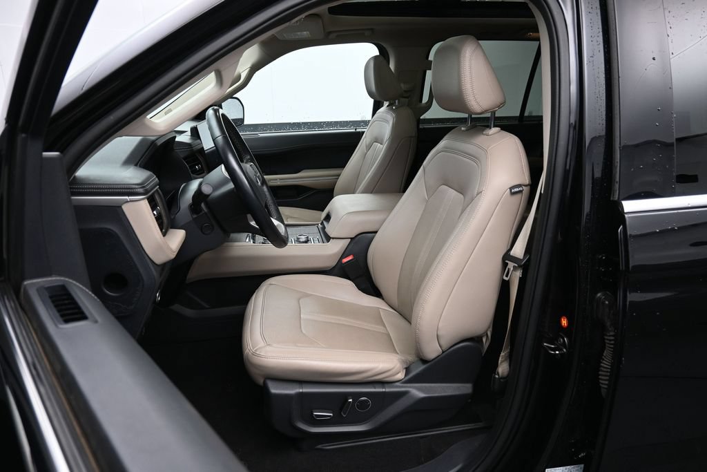Used 2024 Ford Expedition Limited AWD/4WD image 20