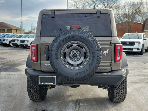 New 2025 Ford Bronco Badlands image 5