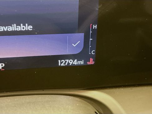 Used 2025 Buick Encore GX Preferred image 19