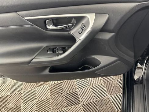 Used 2018 Nissan Altima 2.5 SR w/ SR Special Edition FWD image 18