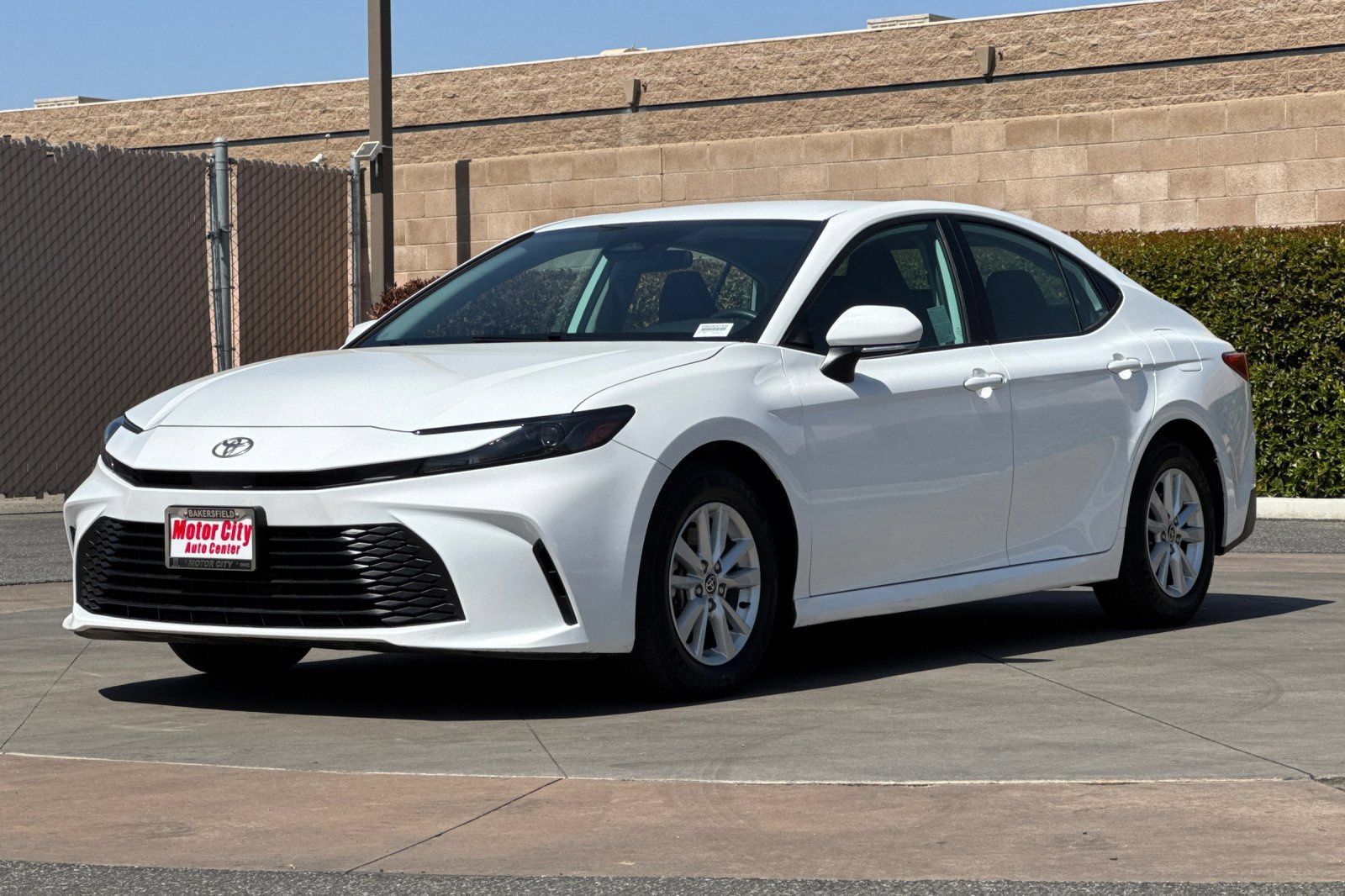 Used 2025 Toyota Camry LE FWD image 8