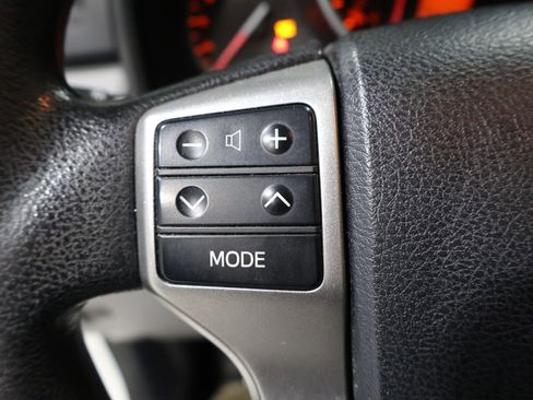 Used 2013 Toyota 4Runner SR5 image 30