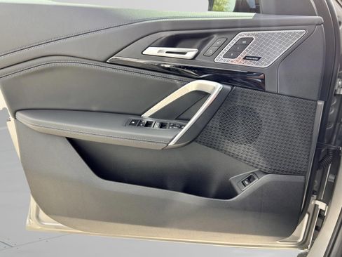 Used 2025 BMW X1 xDrive28i w/ Premium Package image 21