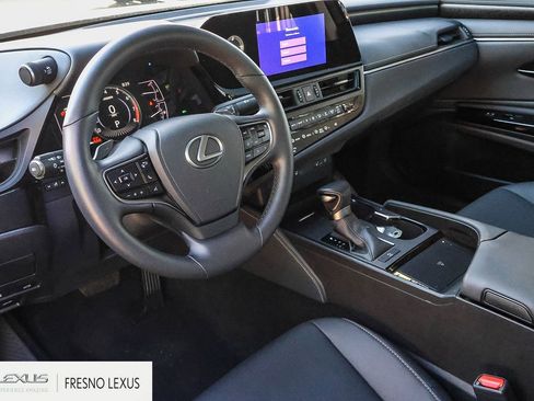 Certified 2025 Lexus ES 350 w/ Premium Package image 19