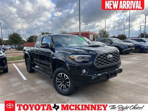 Used 2022 Toyota Tacoma TRD Sport image 1