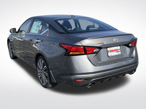 New 2025 Nissan Altima 2.5 SL image 3