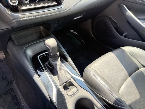 Used 2022 Toyota Corolla SE FWD image 13