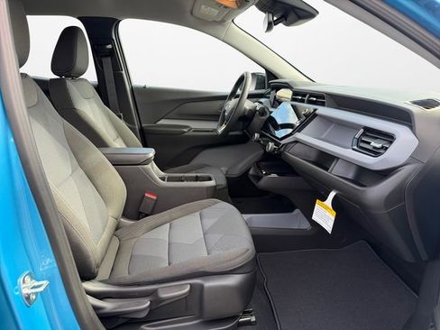 New 2027 Chevrolet Bolt LT w/ Comfort Package FWD image 15