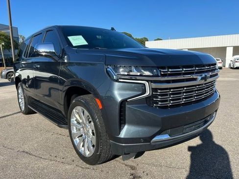 Used 2021 Chevrolet Tahoe Premier w/ Premium Package RWD image 2