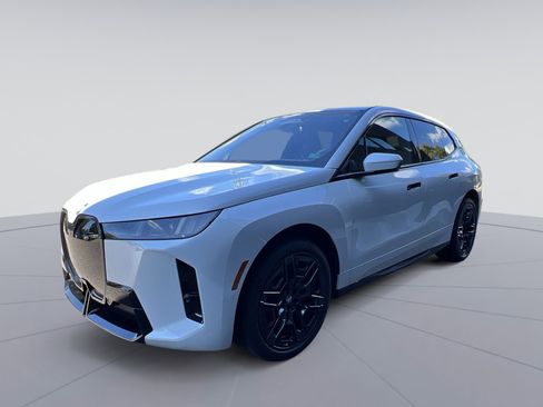 New 2026 BMW iX xDrive60 w/ M Sport Package image 1