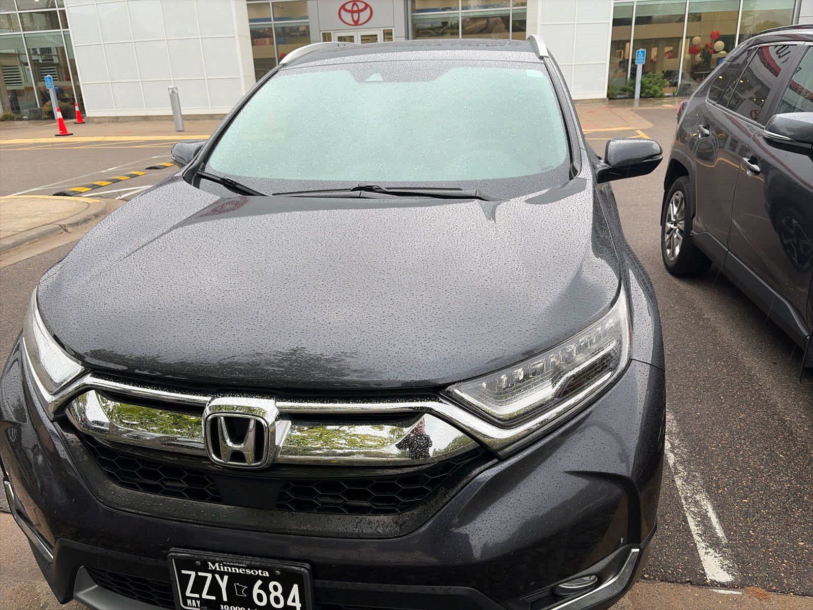 Used 2019 Honda CR-V Touring image 2