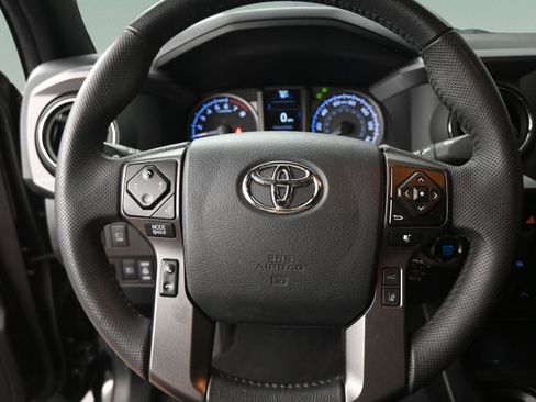 Certified 2023 Toyota Tacoma TRD Off-Road w/ TRD Premium Off Road Package AWD/4WD image 27