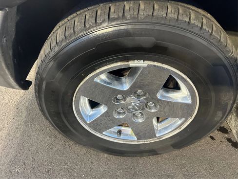 Used 2007 Dodge Dakota ST w/ SXT Group image 22