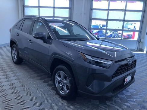 Certified 2025 Toyota RAV4 XLE AWD/4WD image 35