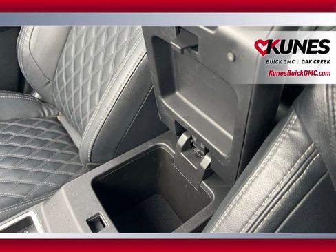 Used 2022 Mitsubishi Outlander SEL image 19