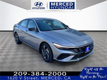 New 2025 Hyundai Elantra SEL