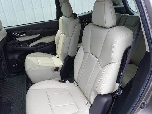Used 2022 Subaru Ascent Limited w/ Technology Package AWD/4WD image 31
