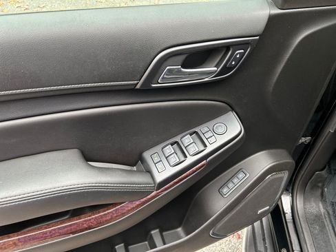 Used 2018 GMC Yukon SLT image 14