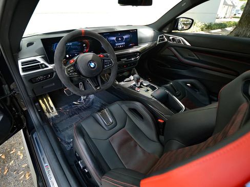 Used 2025 BMW M4 CS AWD/4WD image 32