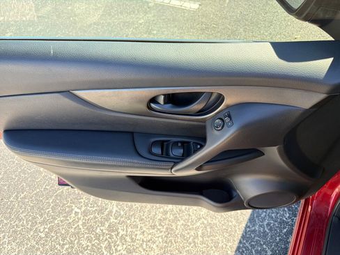 Used 2019 Nissan Rogue Sport S w/ Appearance Package image 19