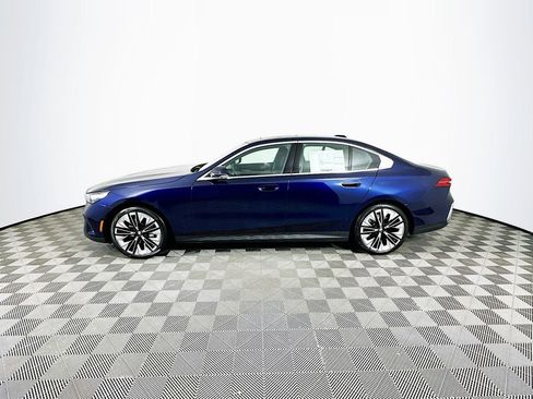New 2026 BMW 540i xDrive image 5