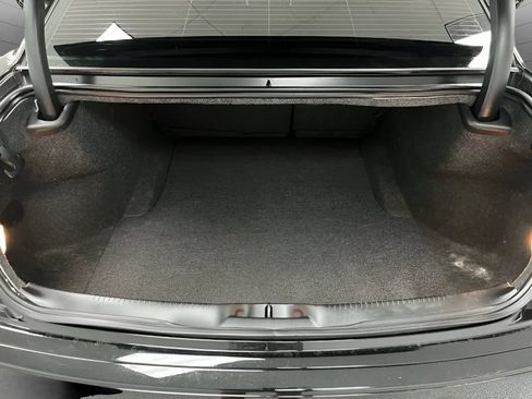 Used 2022 Chrysler 300 Touring w/ Sport Appearance Package RWD image 13