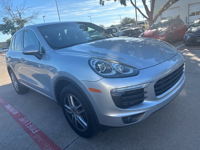 Used 2016 Porsche Cayenne AWD/4WD image 1