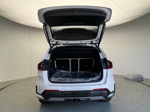 New 2026 BMW X1 xDrive28i w/ Technology Package image 5