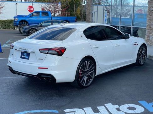 Used 2023 Maserati Ghibli Trofeo image 12