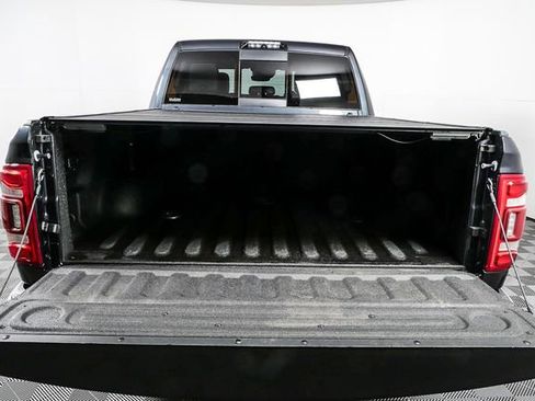 Used 2020 RAM 2500 Limited image 32