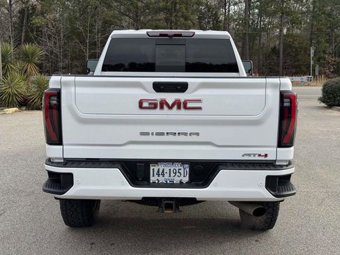 Used 2024 GMC Sierra 2500 AT4 w/ AT4 Preferred Package image 21