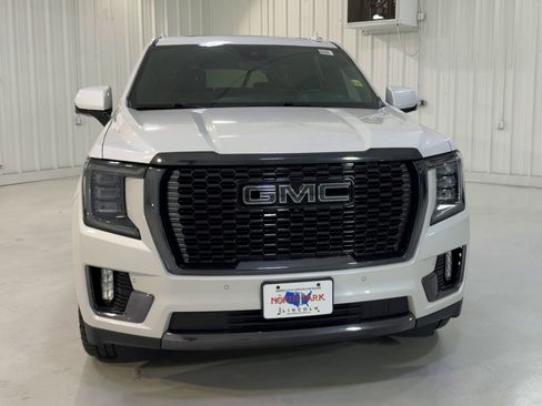 Used 2024 GMC Yukon Denali Ultimate image 4