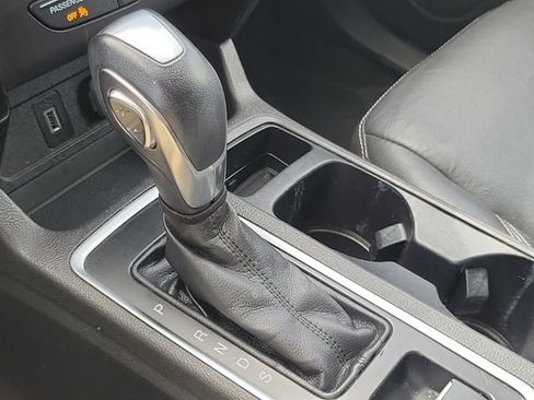 Used 2019 Ford Escape Titanium FWD image 21