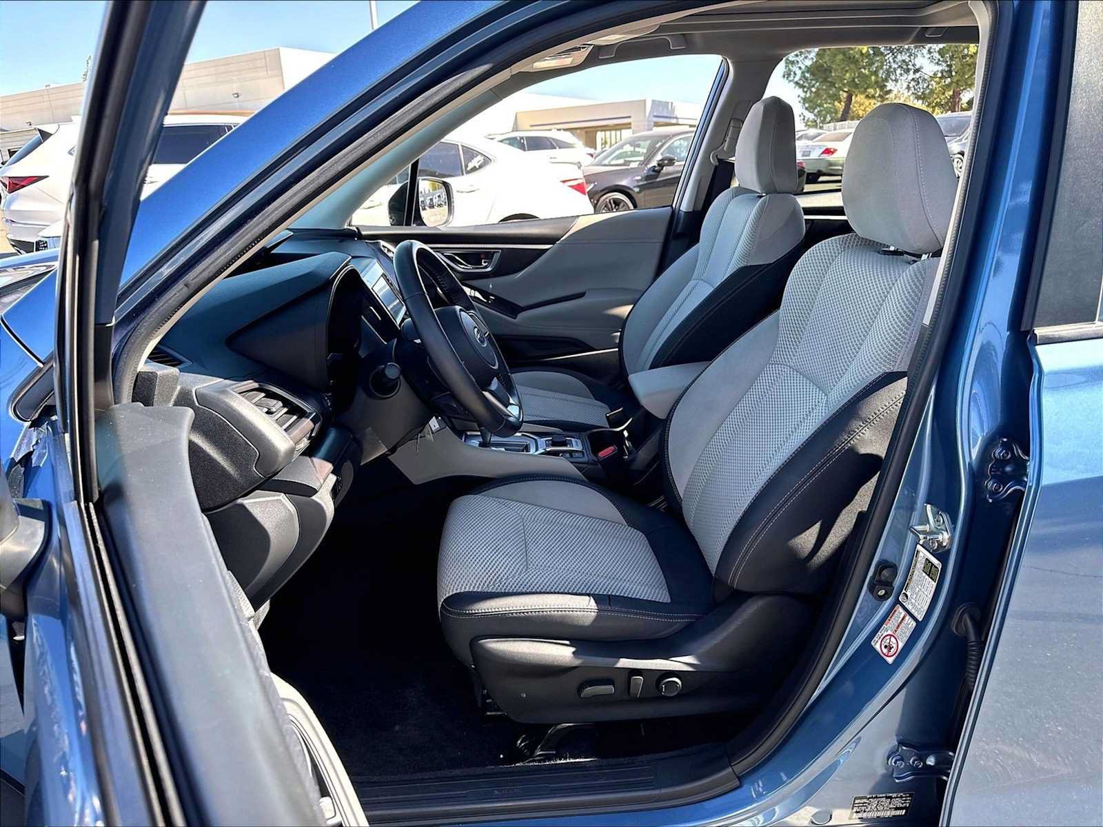 Used 2019 Subaru Forester Premium AWD/4WD image 27