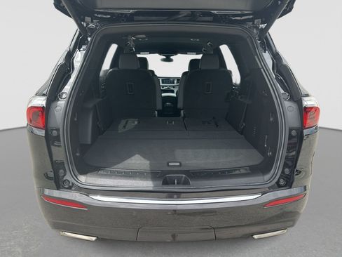 Certified 2024 Buick Enclave Essence FWD image 25