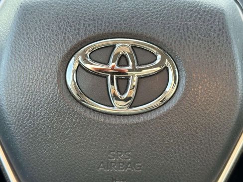 Used 2023 Toyota Camry LE image 23