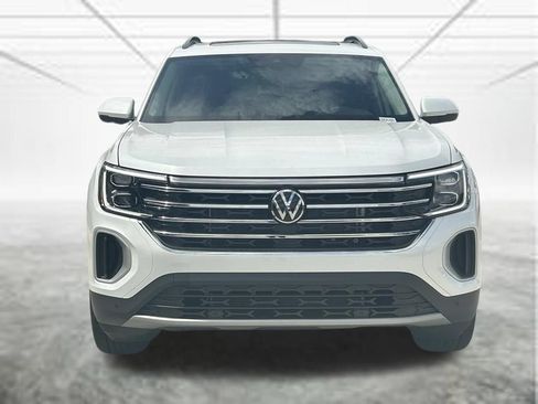 New 2026 Volkswagen Atlas SE FWD image 8