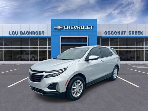 Used 2022 Chevrolet Equinox LT image 4