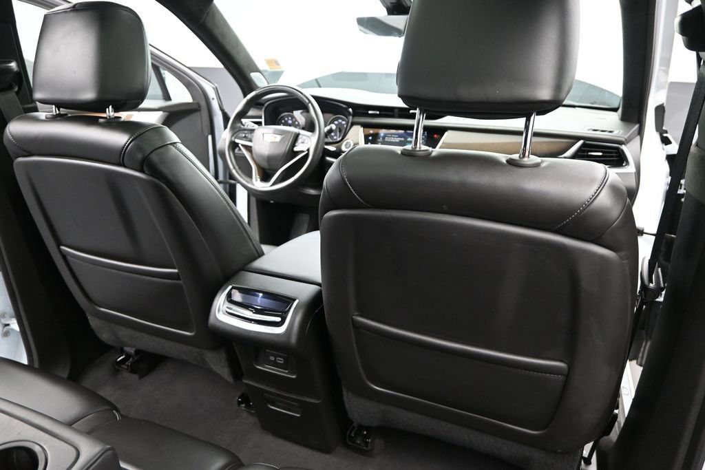 Used 2025 Cadillac XT6 Sport w/ Platinum Package AWD/4WD image 21