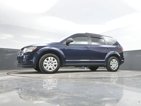 Used 2017 Dodge Journey SE FWD image 42