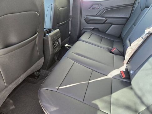 New 2026 GMC Canyon Elevation w/ Convenience Package image 17