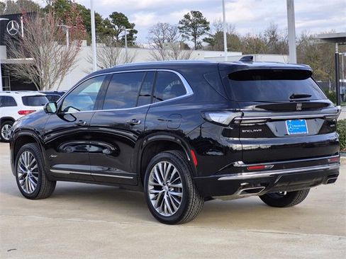 Used 2025 Buick Enclave Avenir w/ Super Cruise Package image 6
