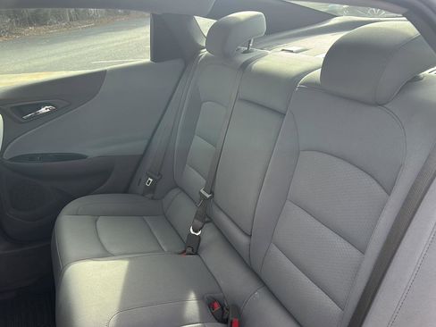 Used 2022 Chevrolet Malibu LT image 18