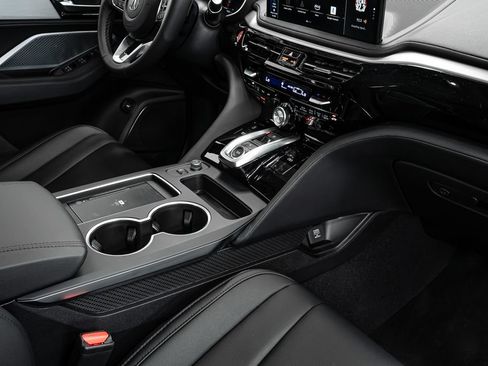 New 2026 Acura MDX SH-AWD image 29