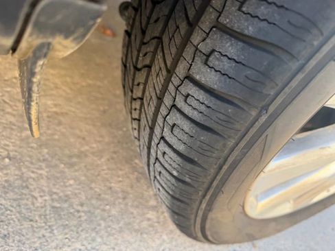 Used 2008 MAZDA CX-9 Grand Touring w/ Moonroof & Bose Audio Pkg image 5