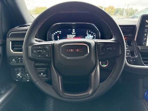 Used 2024 GMC Yukon AT4 w/ Technology Package image 14