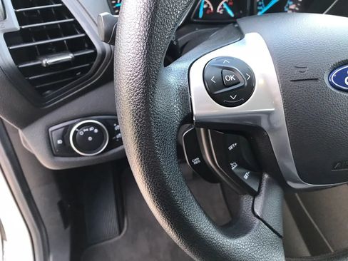 Used 2016 Ford Escape SE FWD image 16